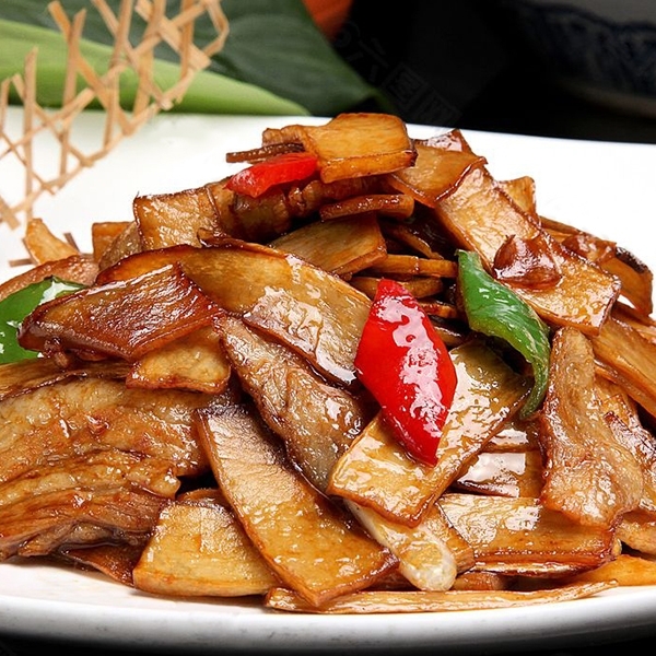 如何选择合适的食堂承包商？